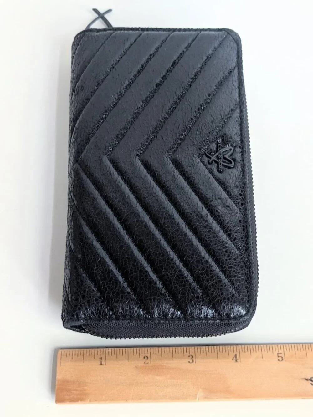 Black Victoria’s Secret Patent Crackled Leather Wallet - Picture 15 of 15
